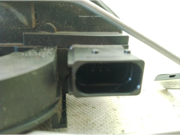 13579523  CERRADURA PUERTA LAT DEL DER OPEL ZAFIRA TOURER C (P12)|Desguaces La Cabaña