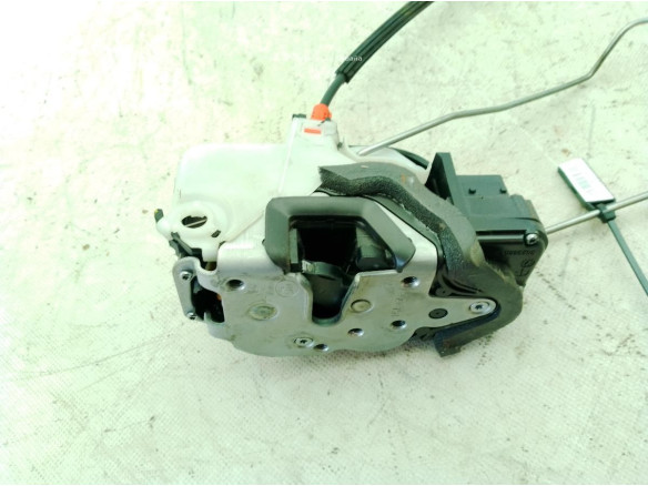 13579523  CERRADURA PUERTA LAT DEL DER OPEL ZAFIRA TOURER C (P12)|Desguaces La Cabaña