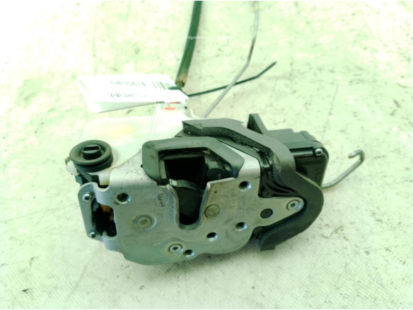 13579566  CERRADURA PUERTA LAT TRA DER OPEL ZAFIRA TOURER C (P12)|Desguaces La Cabaña