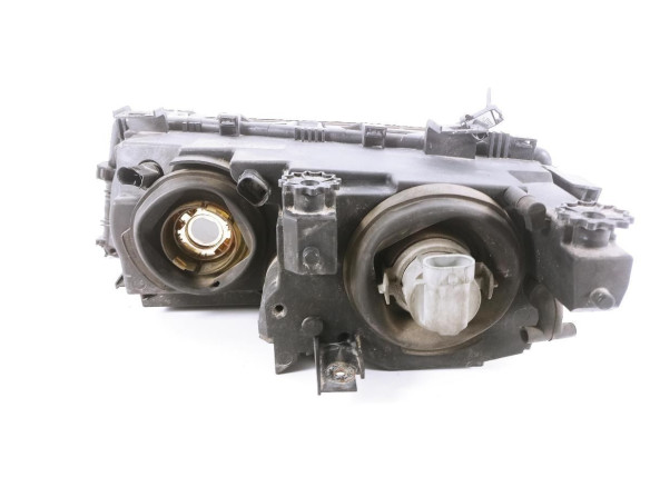 FARO DERECHO BMW 3 (E46)|Desguaces La Cabaña