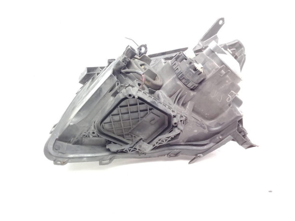 FARO DERECHO TOYOTA AVENSIS (_T25_)|Desguaces La Cabaña