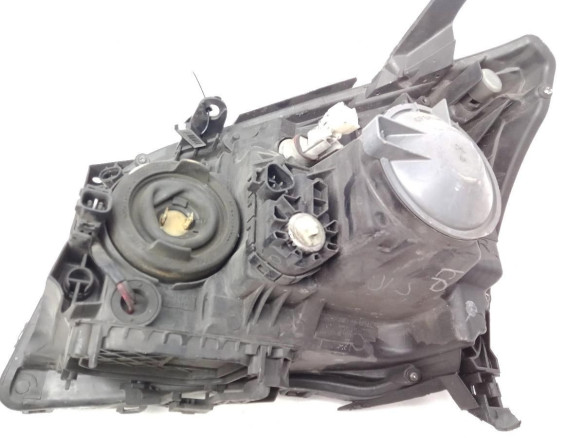 FARO DERECHO TOYOTA AVENSIS (_T25_)|Desguaces La Cabaña