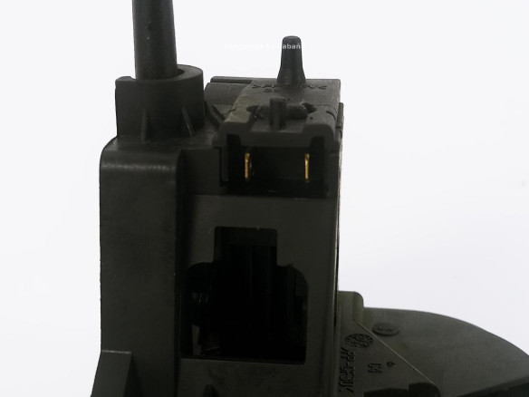 CERRADURA PUERTA LAT DEL IZQ RENAULT MEGANE I (BA0/1_) |Desguaces La Cabaña