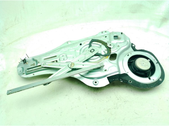 824803U120 ELEVALUNAS PUERTA LAT DEL DER KIA SPORTAGE (SL)|Desguaces La Cabaña