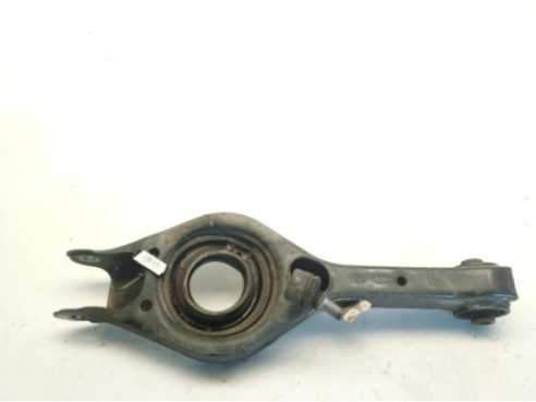 552202Y000  BRAZO SUSPENSION TRA DER INF CENTRAL KIA SPORTAGE (SL)|Desguaces La Cabaña