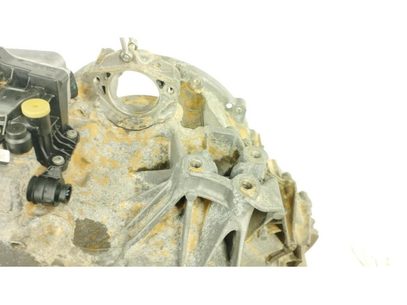 724020 CAJA CAMBIOS MERCEDES BENZ CLASE A (W176)|Desguaces La Cabaña