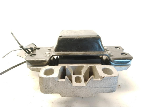 3C0199555P  SOPORTE MOTOR IZQ VW PASSAT (3C2)|Desguaces La Cabaña