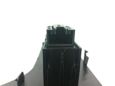 MANDO ELEVALUNAS PUERTA LATERAL TRASERO IZQUIERDO|Desguaces La Cabaña 2