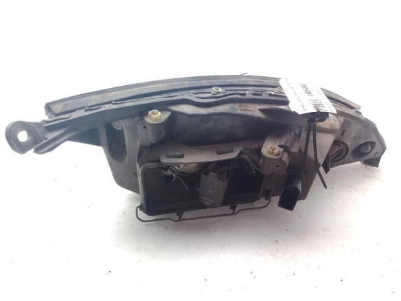 FARO IZQUIERDO FORD FOCUS Turnier (DNW)|Desguaces La Cabaña