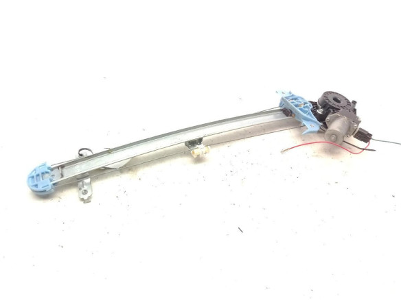 8340252R01000  ELEVALUNAS PUERTA LAT DEL DER SUZUKI SWIFT V (AZ)|Desguaces La Cabaña
