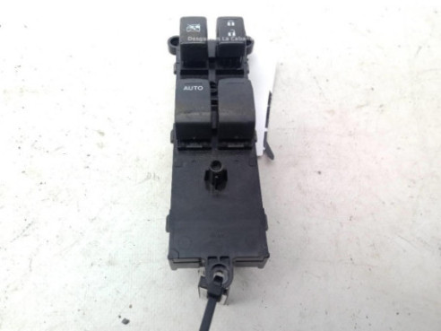 3799052R62000  MANDO ELEVALUNAS PUERTA LAT DEL IZQ SUZUKI SWIFT V (AZ)|Desguaces La Cabaña