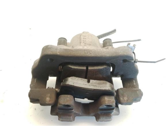 34116857687  PINZA DEL IZQ BMW 3 Touring (F31)|Desguaces La Cabaña