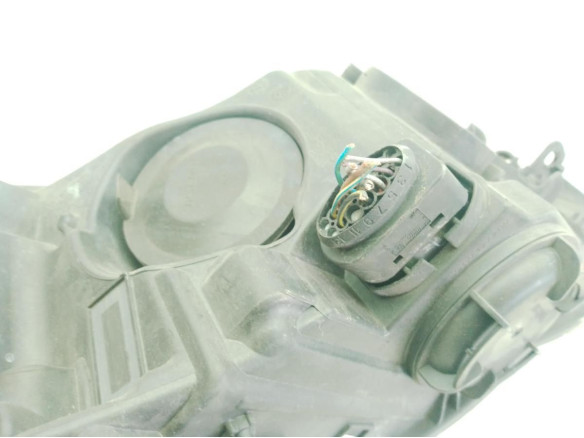BM5113W030AK FARO IZQUIERDO FORD FOCUS III Turnier|Desguaces La Cabaña