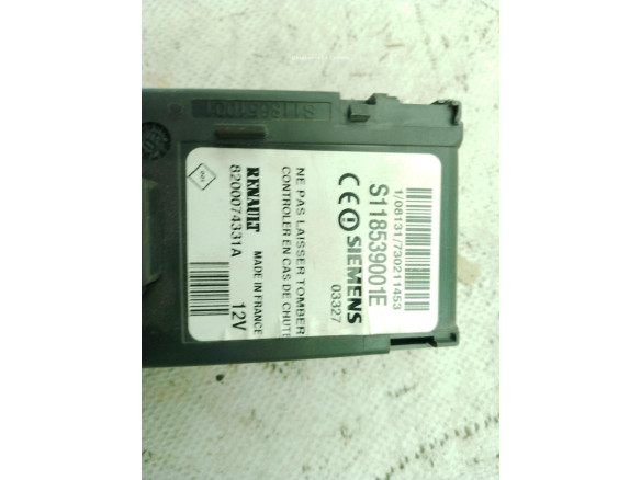 8200074331A LECTOR LLAVE RENAULT MEGANE II Sedán (LM0/1_)|Desguaces La Cabaña