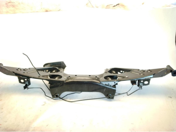 33306851560  CUNA TRA BMW 1 (F40)|Desguaces La Cabaña