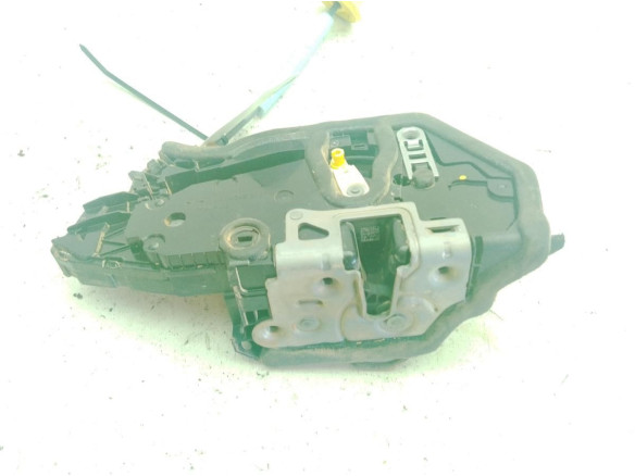 45483123 CERRADURA PUERTA LAT TRA DER BMW 1 (F40)|Desguaces La Cabaña