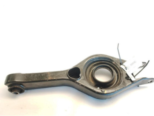 BRAZO SUSPENSION TRA DER INF CENTRAL KIA CEE'D (JD)|Desguaces La Cabaña