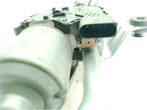 8V1955023D MOTOR LIMPIAPARABRISAS DEL AUDI A3 Sportback (8VA, 8VF)|Desguaces La Cabaña