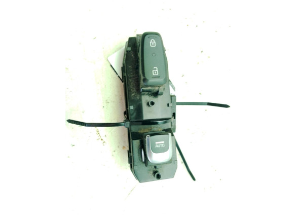 93575F1070 MANDO ELEVALUNAS PUERTA LAT DEL DER KIA SPORTAGE (QL)|Desguaces La Cabaña