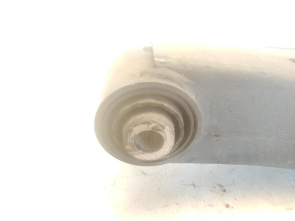 55220D3050 BRAZO SUSPENSION TRA DER INF CENTRAL KIA SPORTAGE (QL)|Desguaces La Cabaña