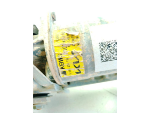 MOTOR LIMPIAPARABRISAS DEL KIA SPORTAGE V (NQ5)|Desguaces La Cabaña