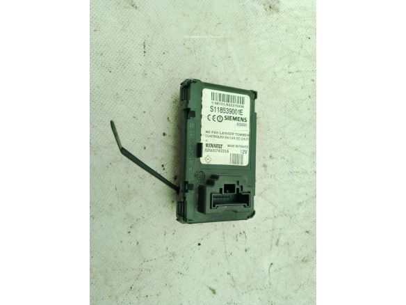 8200074331A LECTOR LLAVE RENAULT MEGANE II Sedán (LM0/1_)|Desguaces La Cabaña