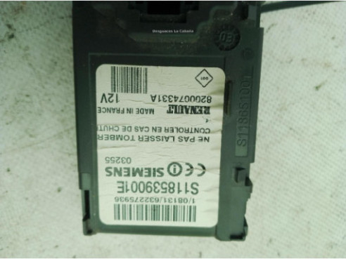 8200074331A LECTOR LLAVE RENAULT MEGANE II Sedán (LM0/1_)|Desguaces La Cabaña