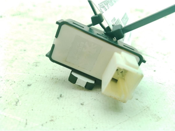 98044803ZD MANDO ELEVALUNAS PUERTA LAT DEL DER PEUGEOT 3008 SUV (M_)|Desguaces La Cabaña