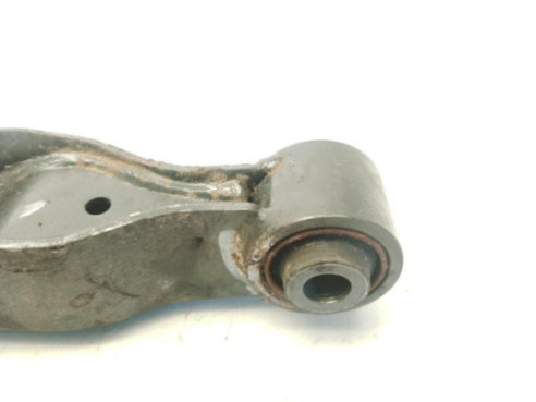 BRAZO SUSPENSION TRASERO DERECHO INFERIOR|Desguaces La Cabaña 2