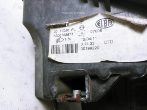 8200733877 FARO DERECHO DACIA SANDERO|Desguaces La Cabaña