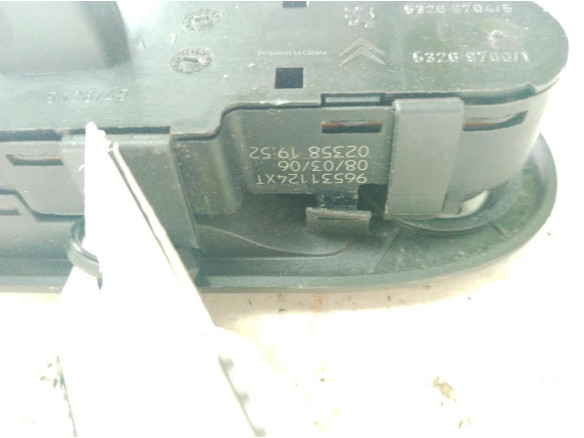 96531123XT MANDO ELEVALUNAS PUERTA LAT DEL IZQ PEUGEOT 307 SW (3H)|Desguaces La Cabaña