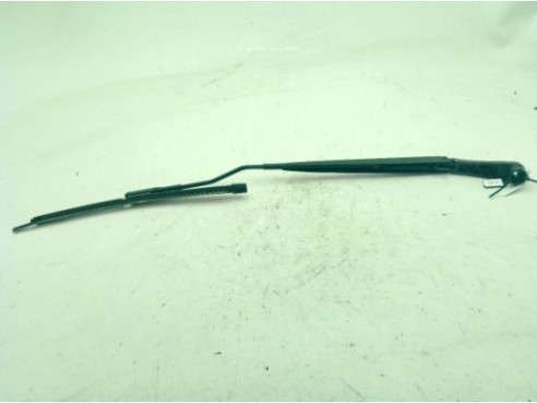 98320Q0000 BRAZO LIMPIAPARABRISAS DEL DER HYUNDAI i20 III (BC3, BI3)|Desguaces La Cabaña