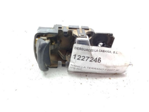MANILLA PUERTA LAT DEL IZQ INT NISSAN TERRANO II (R20)|Desguaces La Cabaña