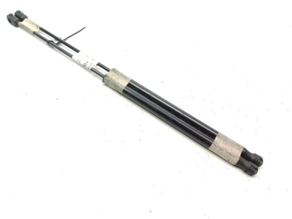 AMORTIGUADOR PORTON / TAPA MALETA MICROCAR HIGLAND X|Desguaces La Cabaña