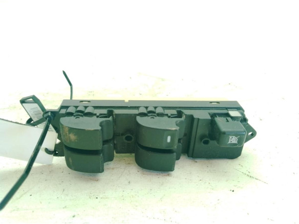 5150771E MANDO ELEVALUNAS PUERTA LAT DEL IZQ MITSUBISHI GRANDIS (NA_W)|Desguaces La Cabaña
