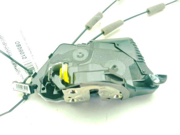 M7313660 CERRADURA PUERTA LAT DEL IZQ TOYOTA YARIS CROSS (MXP_)|Desguaces La Cabaña