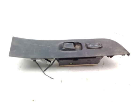 MANDO ELEVALUNAS PUERTA LAT DEL DER OPEL FRONTERA B (U99)|Desguaces La Cabaña
