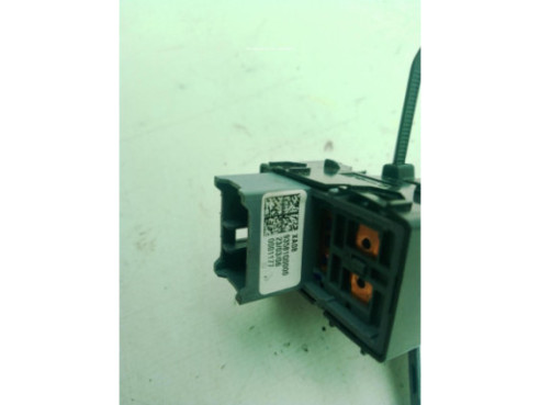 93581Q0000 MANDO ELEVALUNAS PUERTA LAT DEL DER HYUNDAI i20 III (BC3, BI3)|Desguaces La Cabaña