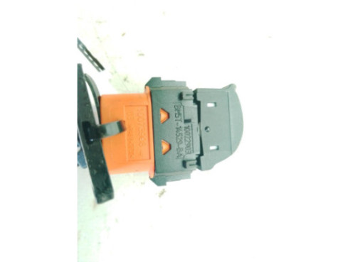 BM5T14529BA MANDO ELEVALUNAS PUERTA LAT DEL DER FORD TRANSIT COURIER Kombi|Desguaces La Cabaña