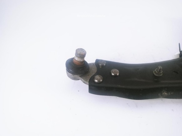 JY613A423AEB BRAZO SUSPENSION DEL DER INF FORD FOCUS IV (HN) |Desguaces La Cabaña