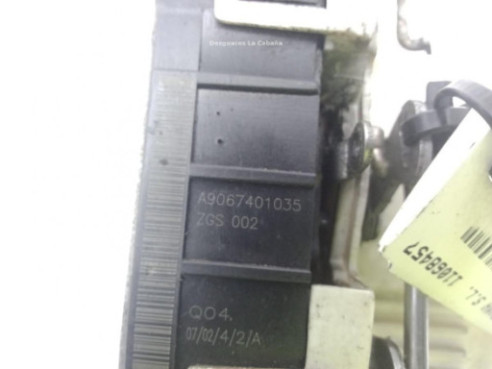 A9067401035 CERRADURA PORTON / TAPA MALETA VW CRAFTER 30-50 Furgón (2E_) |Desguaces La Cabaña