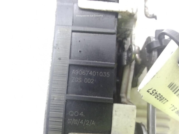A9067401035 CERRADURA PORTON / TAPA MALETA VW CRAFTER 30-50 Furgón (2E_) |Desguaces La Cabaña