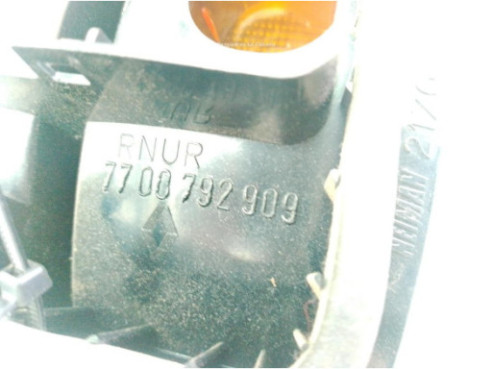 7700792909 PILOTO TRA IZQ EXT RENAULT 21 Sedán (L48_)|Desguaces La Cabaña
