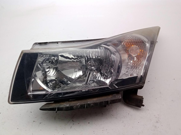 42371145  FARO IZQUIERDO CHEVROLET CRUZE (J300)|Desguaces La Cabaña