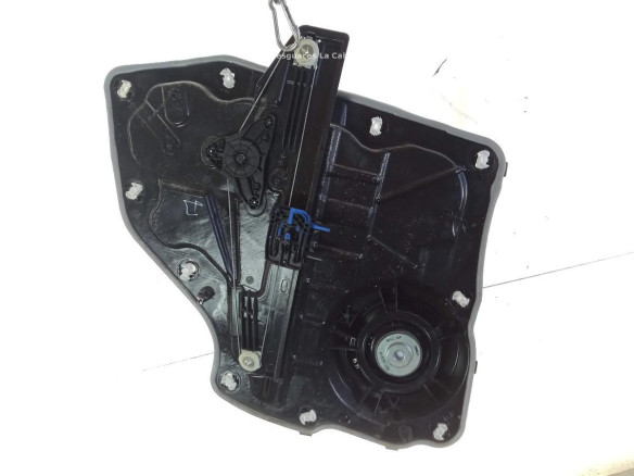 A76386112 ELEVALUNAS PUERTA LAT TRA DER FORD FOCUS IV (HN)|Desguaces La Cabaña