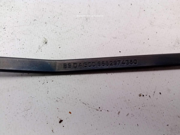 9682974380 BRAZO LIMPIAPARABRISAS DEL IZQ PEUGEOT PARTNER Furgón|Desguaces La Cabaña