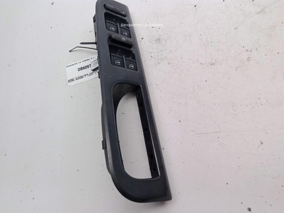 MANDO ELEVALUNAS PUERTA LAT DEL IZQ SKODA SUPERB I (3U4)|Desguaces La Cabaña
