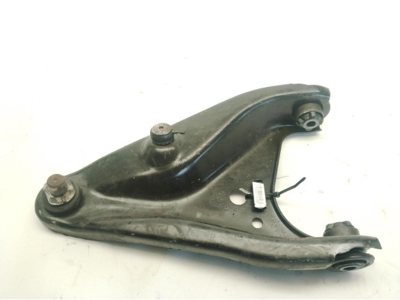 545001064R  BRAZO SUSPENSION DEL DER INF DACIA SANDERO II|Desguaces La Cabaña
