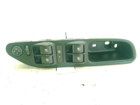 735604302 MANDO ELEVALUNAS PUERTA LAT DEL IZQ FIAT TIPO Fastback (357_)|Desguaces La Cabaña