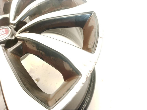 52040631 LLANTA ALUMINIO 3 FIAT TIPO Fastback (357_)|Desguaces La Cabaña
